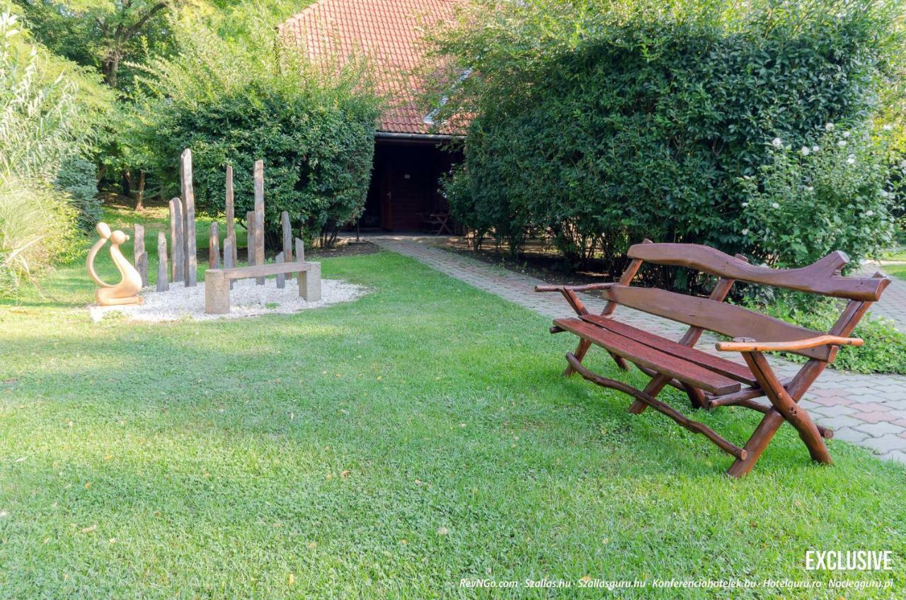 Sipito Pihenopark Pilis Exterior foto